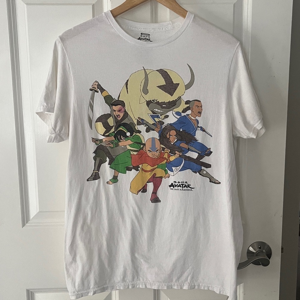 Nickelodeon Avatar The Last Airbender White Tee Sz medium